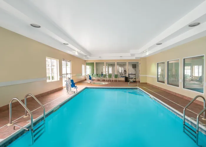La Quinta By Wyndham Latham Albany Airport